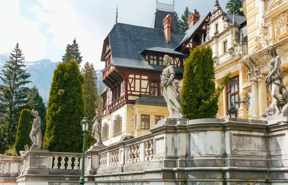 From Bucharest: Day Trip to Dracula and Peles Castle - Peleș Castle: Romania’s royal showpiece, up close