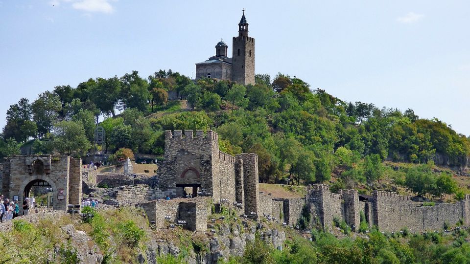 From Bucharest: Day Trip to Medieval Marvels of Bulgaria - From Bucharest Into Bulgaria: What the Long Day Feels Like