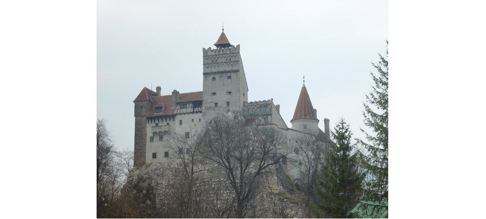 From Bucharest: Dracula Castle Day Trip - Brasov in bite-sized chunks: orientation, dinner time, and free exploration