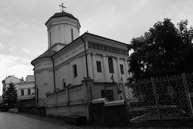 From Dracula to Ceaușescu-Romanian Terror Stories Tour with Dacia - Comana’s natural reservation: battles, murders, and the quieter side of fear