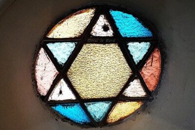 Half-Day Jewish Heritage Walking Tour in Bucharest - Great Synagogue: where architecture tells multiple lifetimes