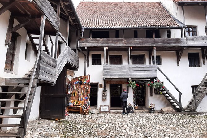 In Search of Dracula and the Teutons in Transylvania Full-Day Private Tour - The private-guide advantage: Doina and Florin’s impact