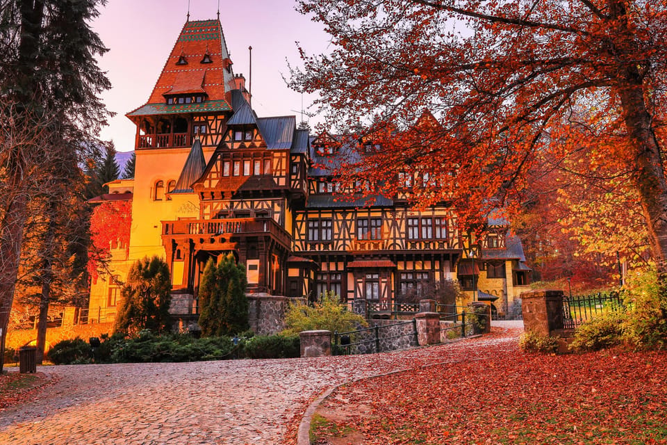 Minivan 8 Places : Dracula Castle, Peles, & Brasov Day Tour - Key things worth your attention