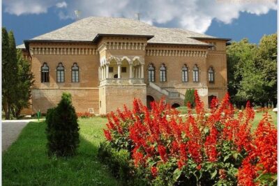 Mogosoaia Palace & Snagov Monastery: Private tour from Bucharest - Stop 1: Mogoșoaia Palace, gardens, and the lake you’ll actually enjoy