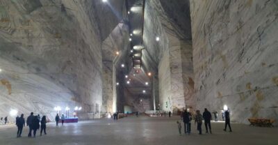 Muddy Volcanoes and Salt Mine Private Tour - Slănic Prahova Salt Mine: Walking Into a Different Planet