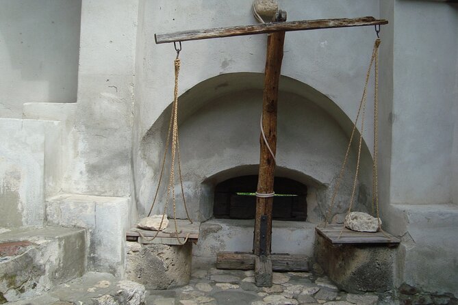 One Day Private Tour into Transylvania - Free time and lunch: how to keep the day comfortable