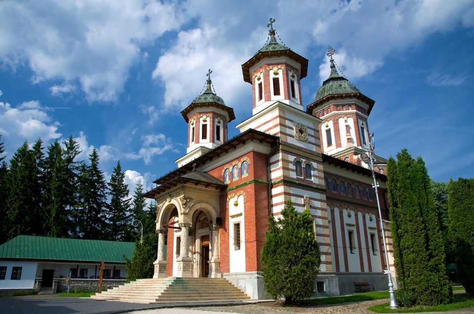 Peles & Cantacuzino Castles: Gourmet Wine & Cultural trip - FAQ