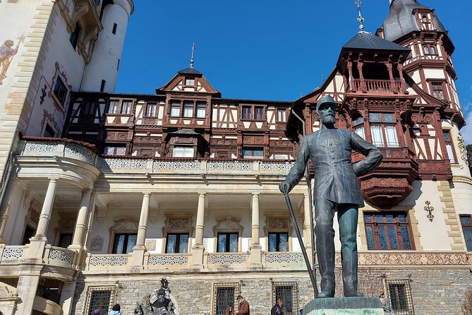 Peles Castle, Dracula Castle and Brasov old town - private tour from Bucharest - Bran Castle (Dracula’s Castle): how to enjoy the legend without rushing