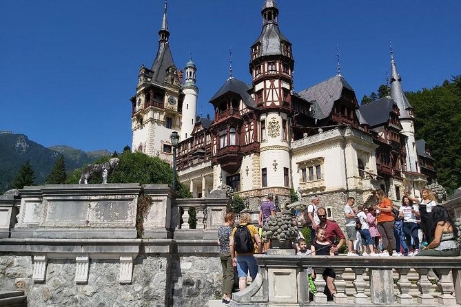 Private 6-Day Dracula Tour in Transylvania from Bucharest - Day 1: From Bucharest legends to the climb at Poienari