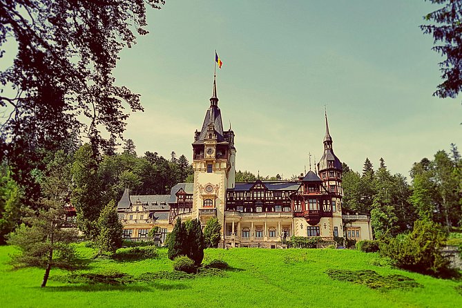 Private Day Trip to Peles and Bran from Bucharest - Peles Castle and the Peles National Museum: what you’ll really see