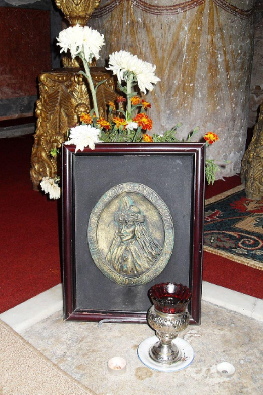 Private Tour from Bucharest to Dracula's tomb and Mogosoaia - Stop 1: Snagov Monastery visit—what you’re really there to catch