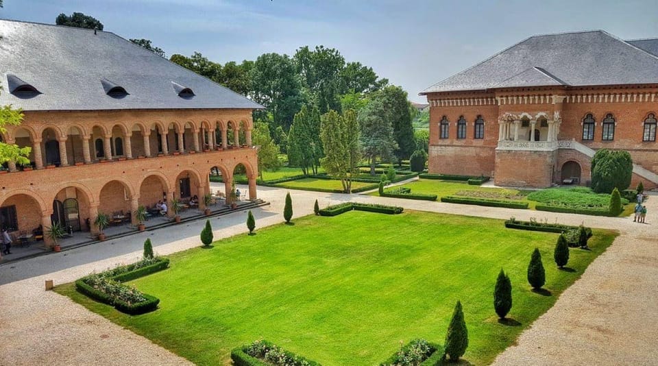 Private Tour from Bucharest to Dracula's tomb and Mogosoaia - Who should book this tour—and who might not