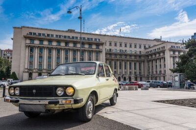 Private Tour -The Last Day of Nicolae Ceaușescu in a Romanian Car - Pickup at 9:00 and the 180 km plan that fits a real day