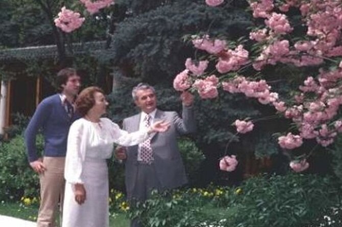 Private Tour -The Last Day of Nicolae Ceaușescu in a Romanian Car - Following the chase toward Târgoviște (where the story ends)
