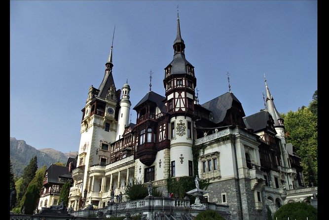 Private tour to Bran Dracula's Castle and Peleș Royal Castle - Why This Two-Castle Day Works From Bucharest
