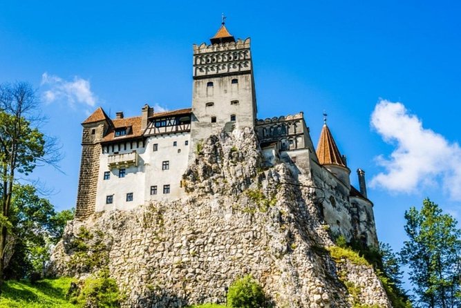Private tour to Bran Dracula's Castle and Peleș Royal Castle - Plan Around Peleș Closure Days (Monday and Tuesday)
