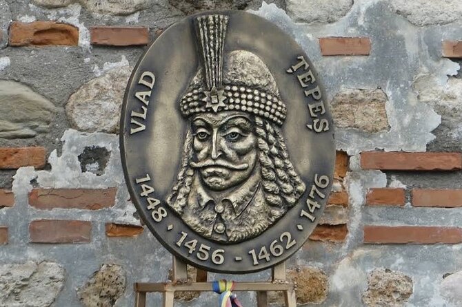 Private tour to Bran Dracula's Castle and Peleș Royal Castle - The Guide Makes the Stories Land (English, Friendly, and Professional)
