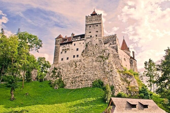Private Tour to Dracula's Castle, Brașov City & Peleș Castle - Hotel Pickup and a Real Private Pace