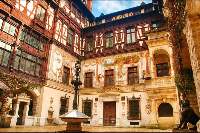 Private Tour to Dracula's Castle, Brașov City & Peleș Castle - Who This Private Tour Suits Best