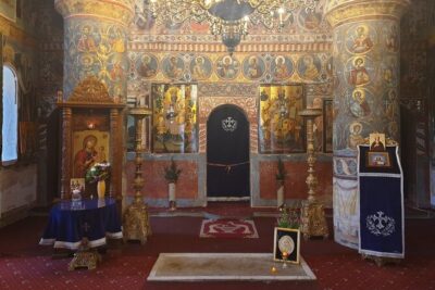 Sacred Monasteries Private Tour: Snagov, Țigănești & Căldărușani - Snagov Monastery: island Byzantine style and the Dracula tomb story