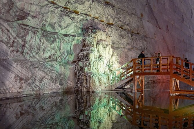 Slanic Salt Mines & Village Charms: Bucharest Day Escape - Herăstrău Park: the calm intermission with Lake views