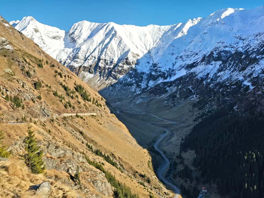 Small group Bears 'Safari' on Transfăgărășan -max 7 tourists - Bâlea Glacial Lake at 2,034 m: seasonal timing you must respect