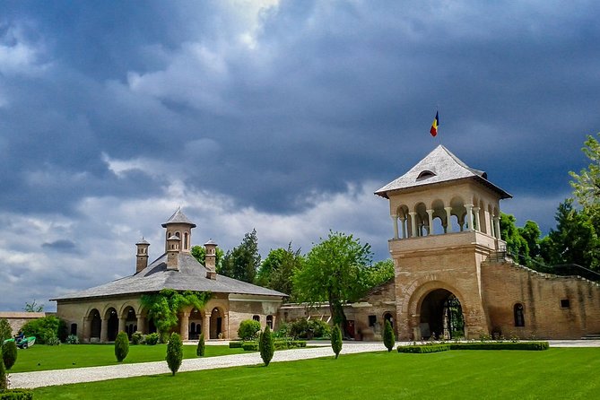 Small Group Tour to Mogosoaia Palace and Snagov Monastery - Snagov Monastery on an island in Snagov Lake