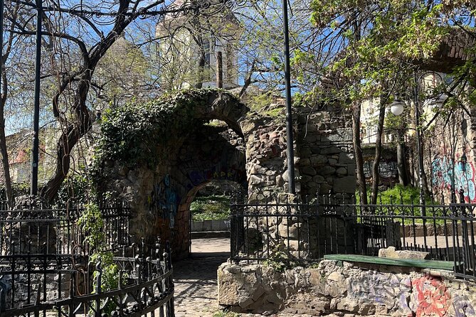 The Real Story of Gypsies - Slavery in Romania - From the Romanian Athenaeum to Cismigiu Park: arts, myths, and daily life