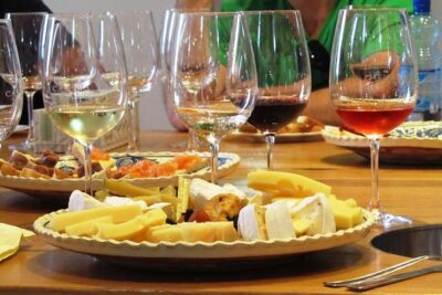 The wine route by bike - Stop 1: Bellu Manor and a Quick Reset Before Wine
