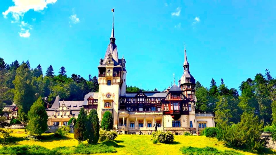 Transylvania Tour: Dracula's Castle, Peles Palace & Brasov - Lunch break at Bran: keep it flexible, keep it yours