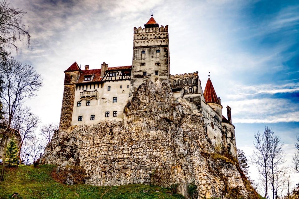 Transylvania Tour: Dracula's Castle, Peles Palace & Brasov - Peleș Castle: royal architecture, and why it’s worth the extra attention