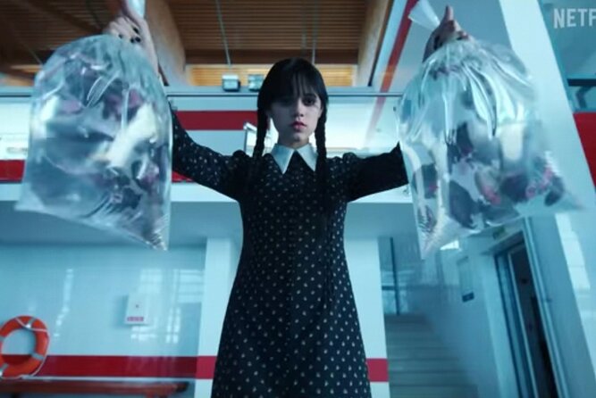 Wednesday Adams Family - Visit 6 filming locations, Private tour - Stop 2: Gămănești and the Gates family house feel